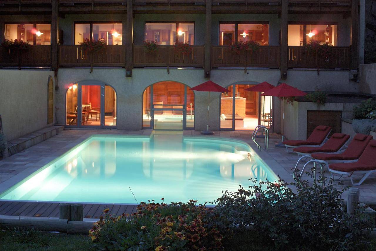 Alliey & Spa Piscine Appart-hôtel Serre chevalier in Le Monêtier-les-Bains, Serre Chevalier