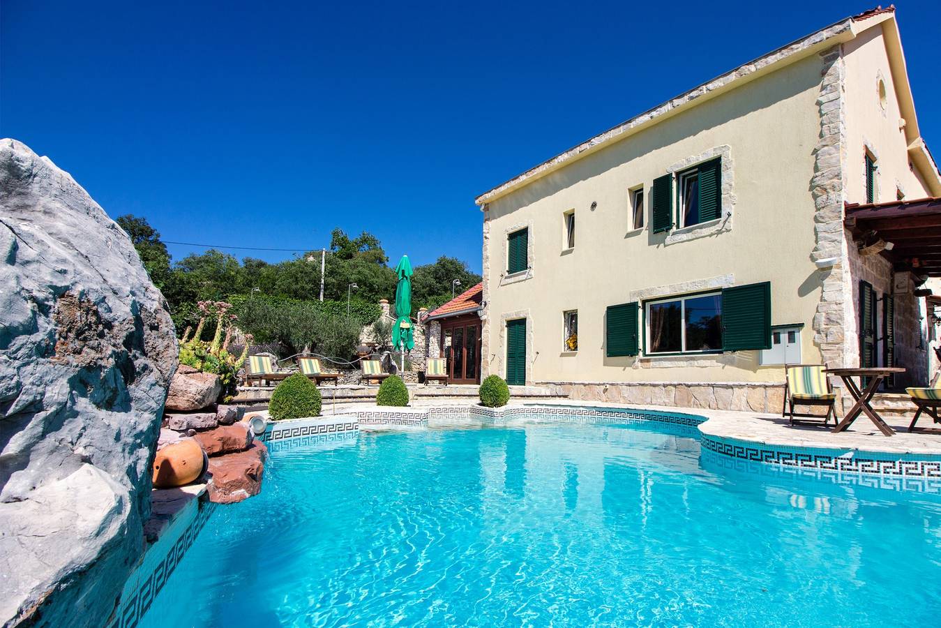 Komfortables Haus mit Terrasse Bajici, Zagora K-11328 in Makarska Riviera