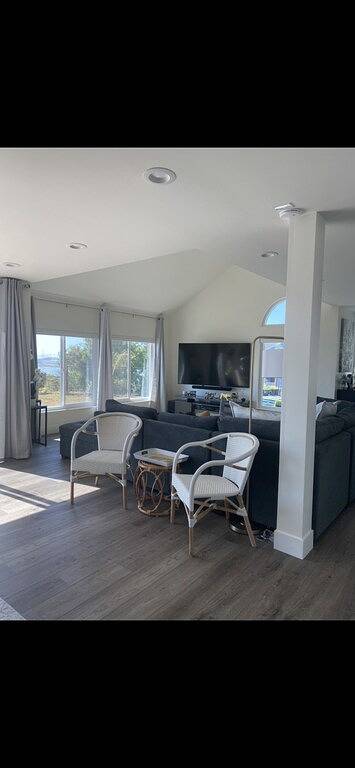 Vacation rental for 8 people, with yard and terrace in Vallejo