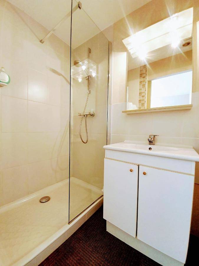 Hôtel pour 2 personnes, avec Terrasse et Jardin à Baden (France)