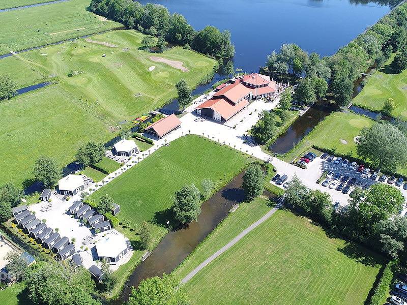 Hotel voor 64 Personen in Betuwe, Gelderland