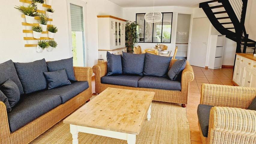 Maison d’hôte pour 8 personnes, avec piscine ainsi que terrasse et jardin aux Les Sables-d'Olonne - 4