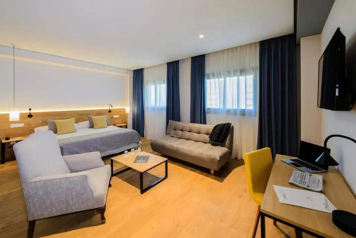 Hotel für 10 Personen - 1