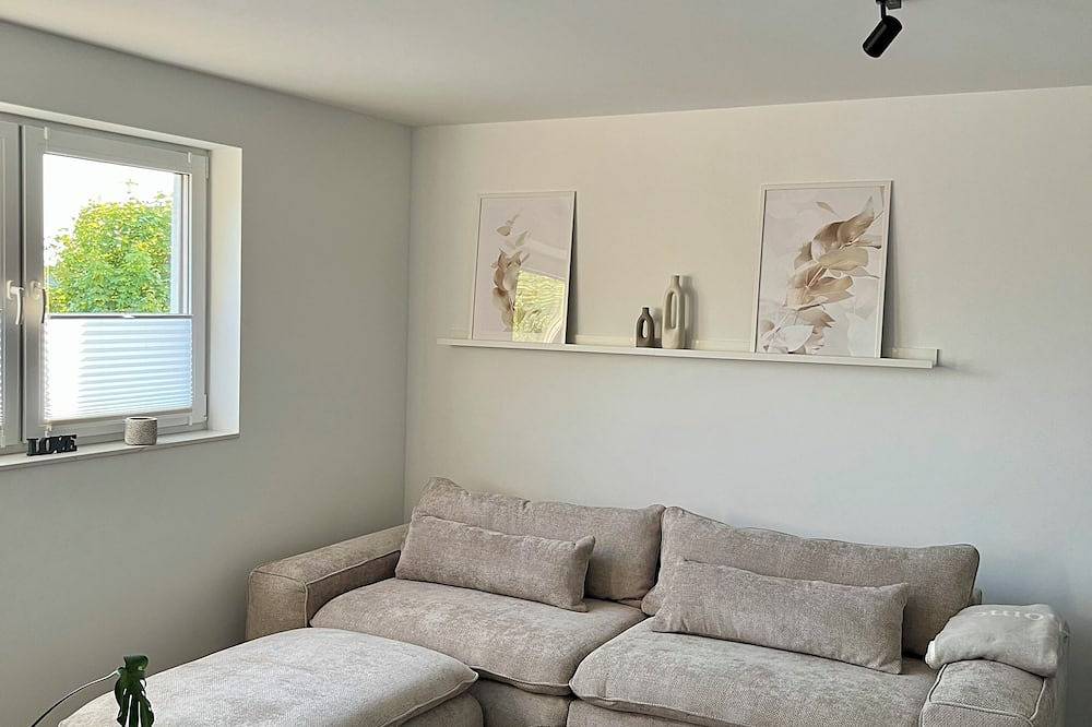 Ganze Wohnung, Doppelhaushälfte mit tollem Ausblick auf Vlotho in Vlotho, Weserbergland