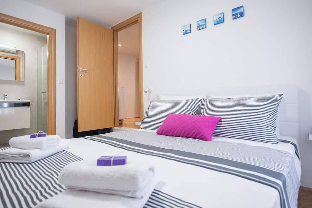 Appartement entier, Joyau caché dans le ❤ de Trogir avec balcon in Trogir, Split-Dalmatie