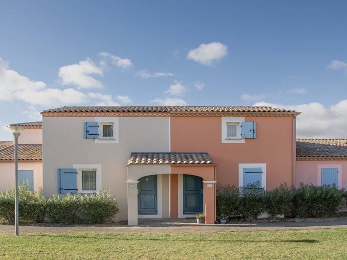 Maison de vacances pour 6 personnes, avec piscine ainsi que jardin et terrasse