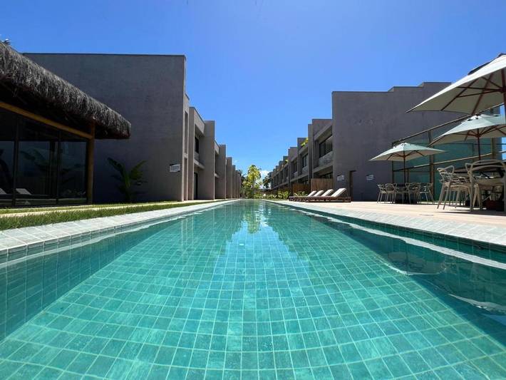 Casas e apartamentos de temporada para 5 pessoas, com vista e piscina infantil e ainda piscina and jardim, com animais de estimação em Praia do Toque