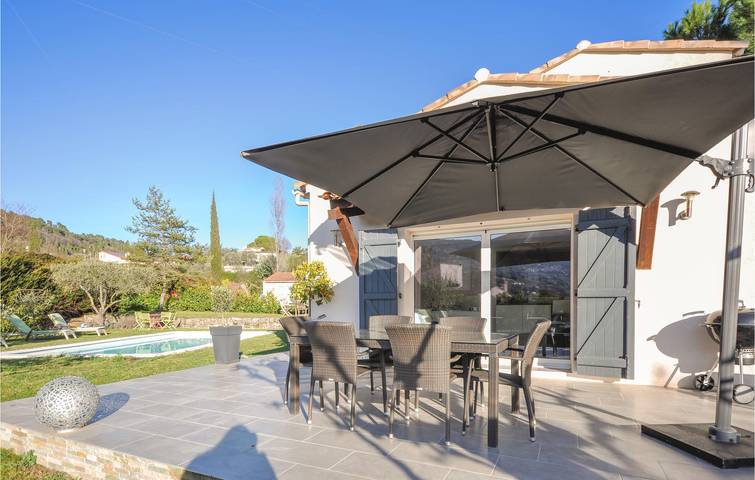 120qm Wohnung mit AC, Parkplatz, Pool & Terrasse in Peymeinade, Mittelmeerküste (Frankreich)