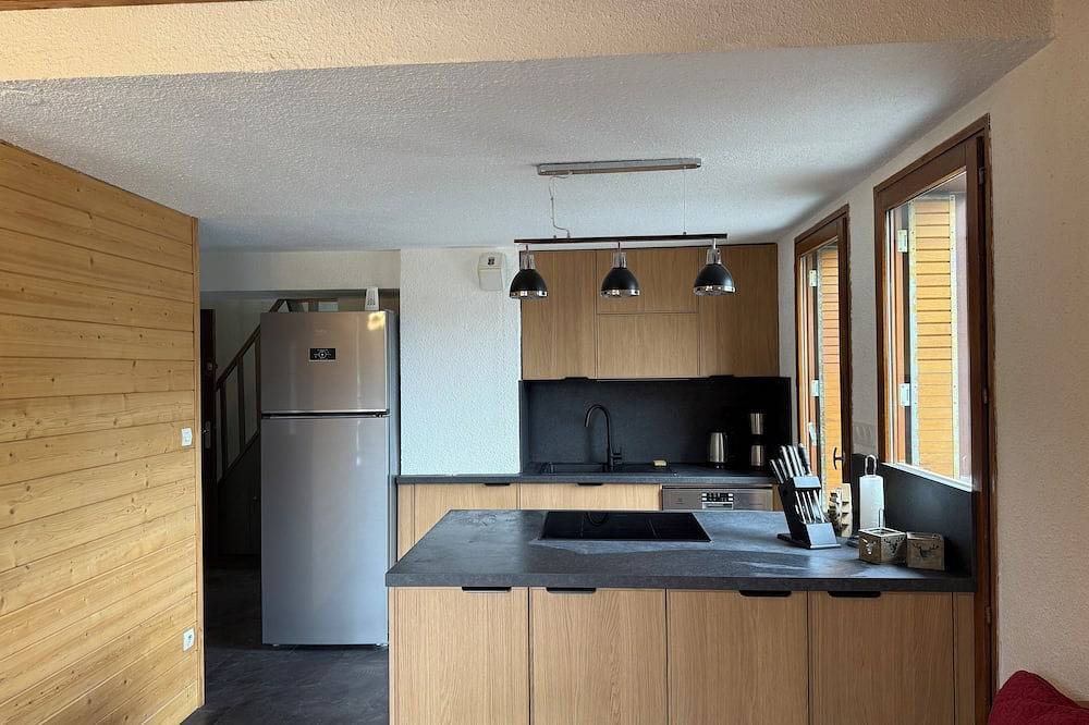 Entire apartment, Duplex Center Station ski-lifts Les Sybelles 310km slopes in Saint-Sorlin-d'Arves, Saint-Jean-de-Maurienne region