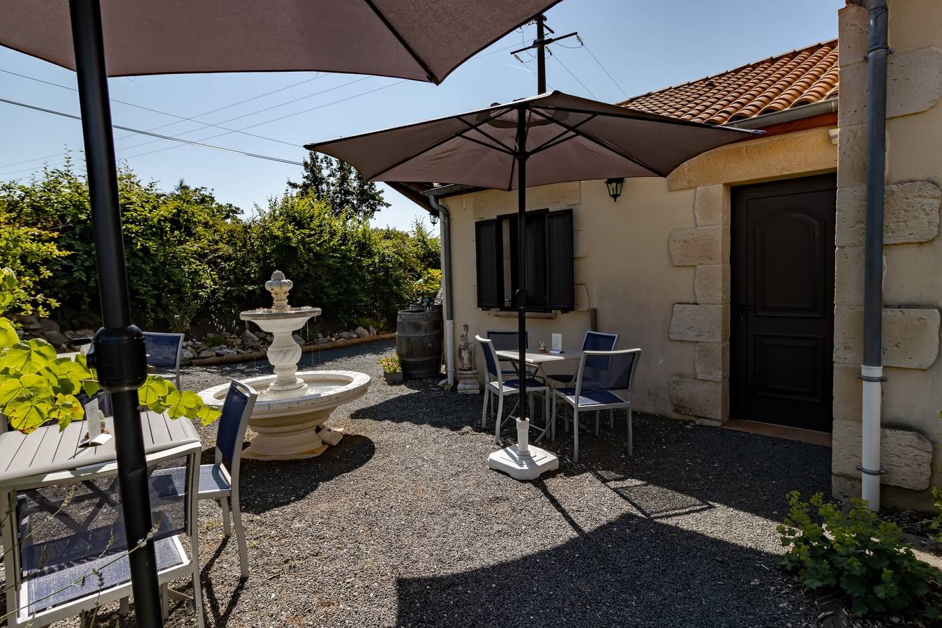 Holiday Home 'Maison Iris' with Shared Pool, Wi-Fi and Air Conditioning in Castelnaud-la-Chapelle, Périgord Noir