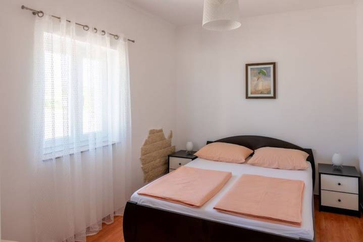 Ferienwohnung für 5 Personen, mit Terrasse