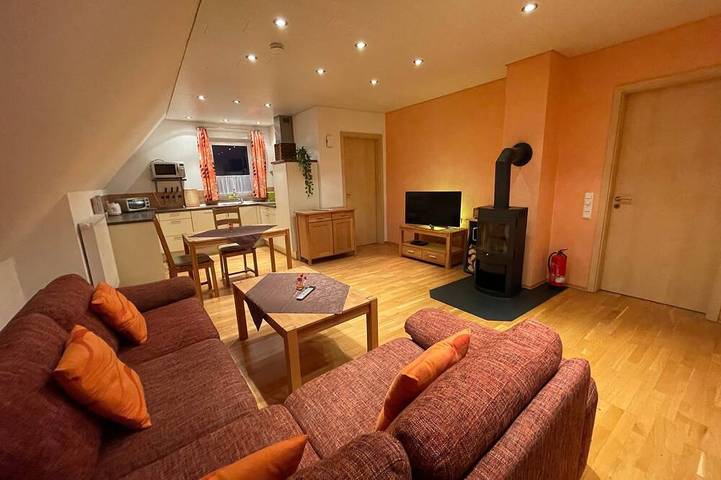 Ganze Wohnung, Ferienwohnung\/App. für 2 Gäste mit 52m² in Diemelstadt in Diemelstadt, Waldecker Land
