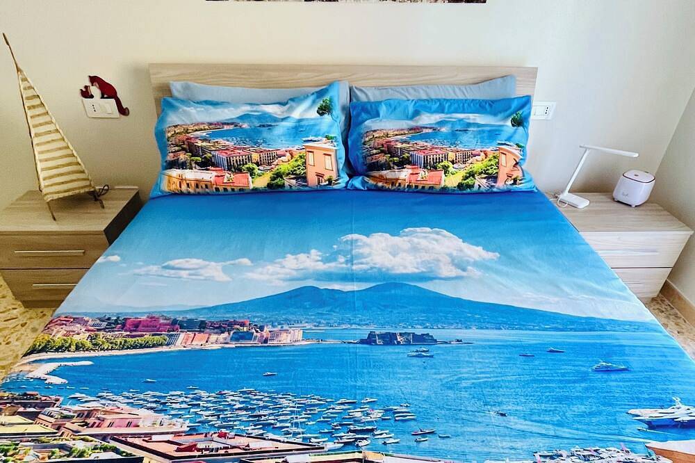 Apartamento entero, 7 km from Naples, away from the chaos, cozy kids and pets friendly accommodation! in Portici, Parque nacional del Vesubio