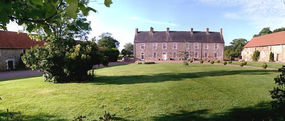 Manoir pour 12 personnes, avec jardin ainsi que vue sur le lac et terrasse en France - 3