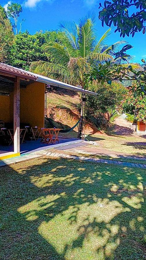 Pousadas para 4 pessoas, com vista e jardim em Casimiro de Abreu