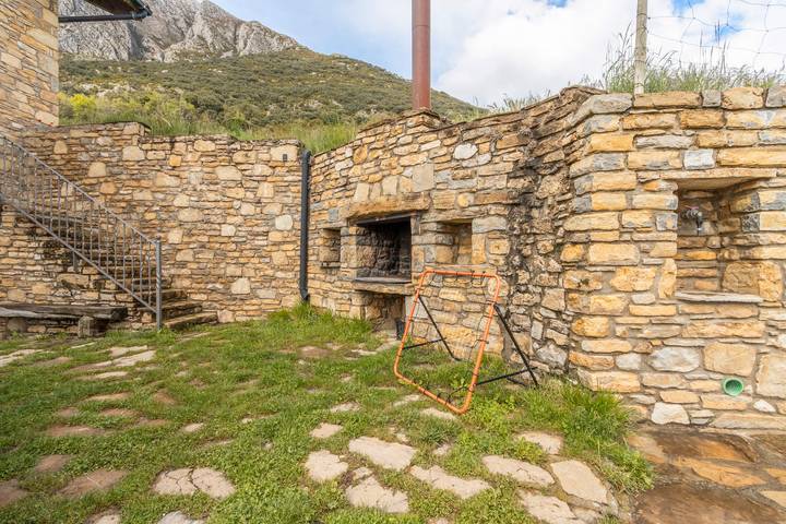 Chalet para 9 personas, con jardín en Aragón