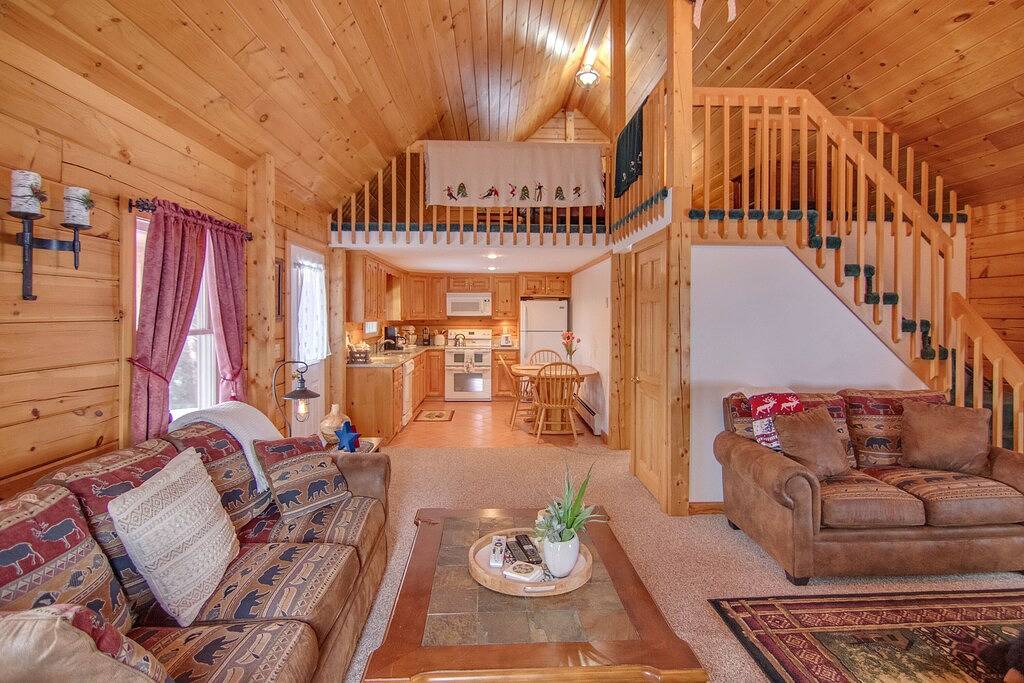 Winter is Upon Us Reserve your White Mtn. Escape in Woodstock (NH), Franconia Notch