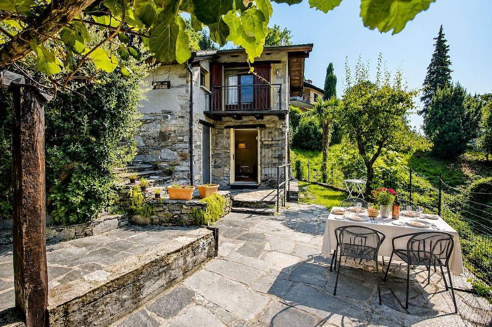 Rustico La Vigna by Lago Reisen in Piancassone, Trarego Viggiona