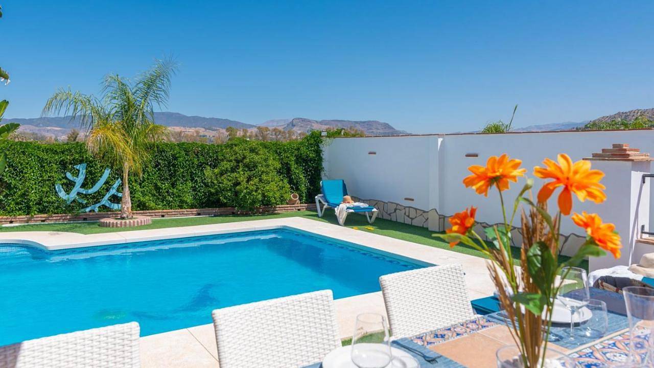 Three-Bedroom House in Cerralba, Pizarra