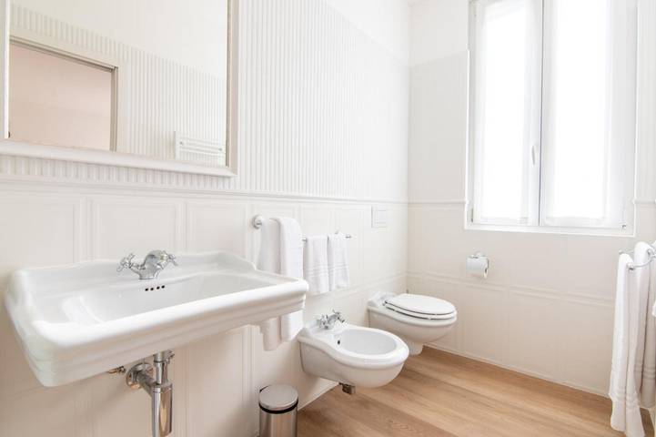 Location de vacances pour 2 personnes, avec jardin à Domaso - 2