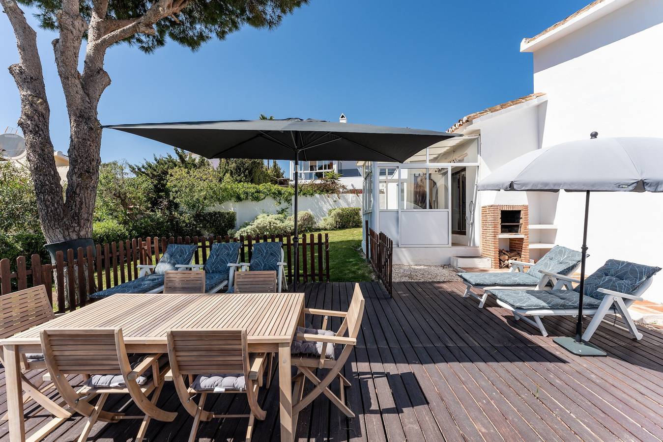 Villa "Superbly Situated Villa 67" con vistas al mar, piscina privada y Wi-Fi in La Cala de Mijas, Mijas