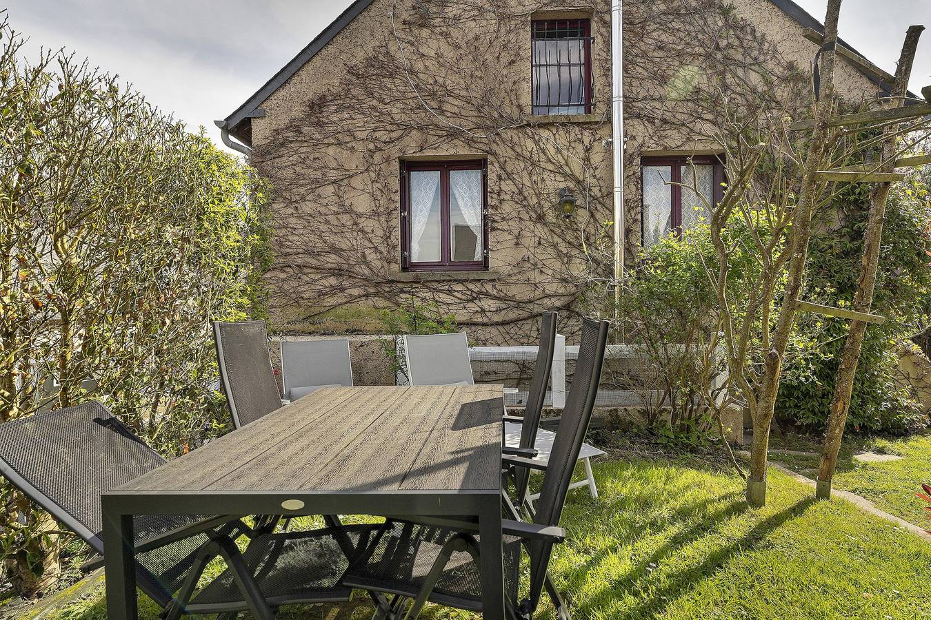 Maison Kaoz Korriganez – Charmant vakantiehuis in La Boussac, nabij Mont Saint-Michel in La Boussac, Saint-Malo en omgeing