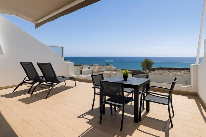 Ferienhaus für 4 Personen, mit Garten und Ausblick sowie Pool, mit Haustier