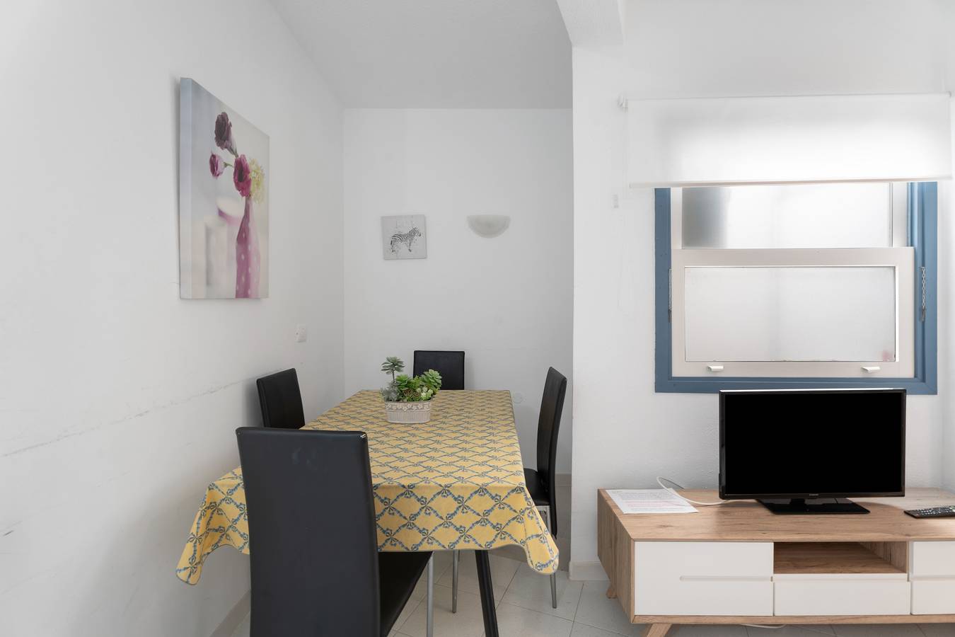 Appartement entier, Appartement 2 chambres à Los Cristianos, vue sur la promenade principale in Los Cristianos, Arona