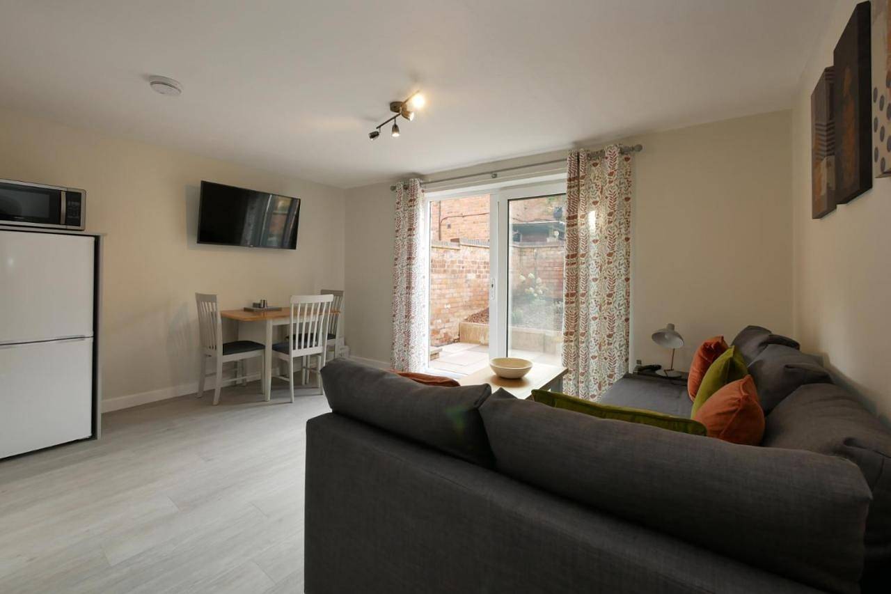 Entire apartment, Crewe Short Lets 8 Victoria Court, Crewe in Crewe, Cheshire East