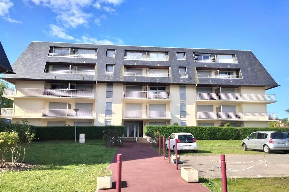 Entire apartment, Joli Studio de 21m2 Avec vue à Houlgate in Saint-Sauveur-de-la-Mer, Lisieux region