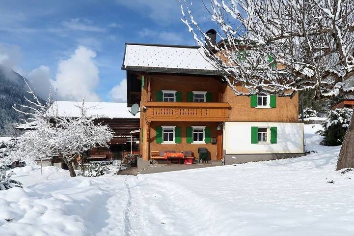 Bauernhof für 18 Personen, mit Balkon in Silvretta Montafon