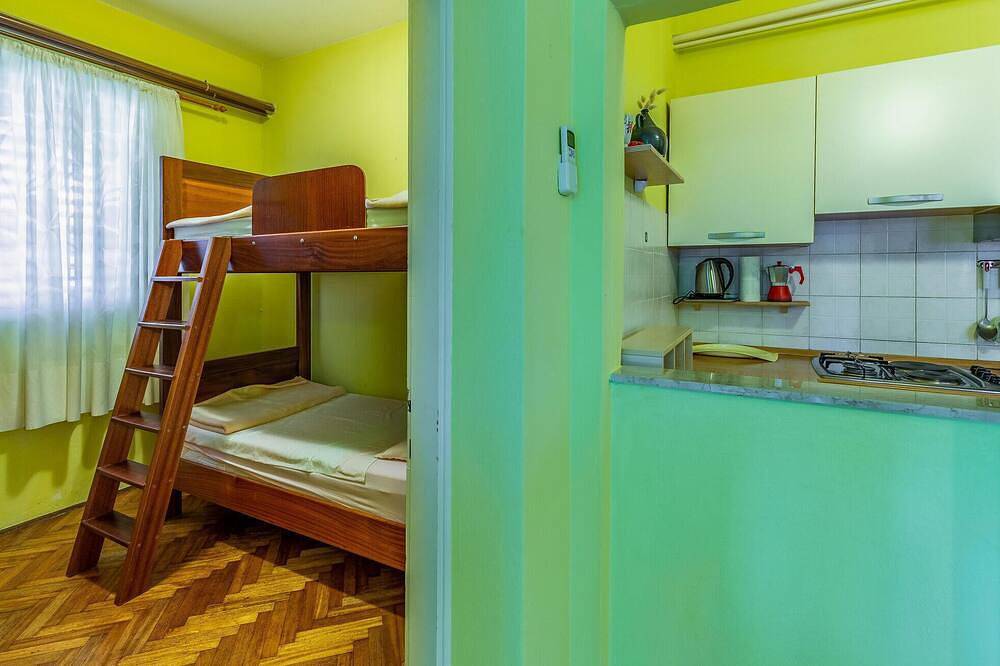 Appartement entier, Magnifique appartement à Premantura avec Wi-Fi in Premantura, Côte Sud d'Istrie