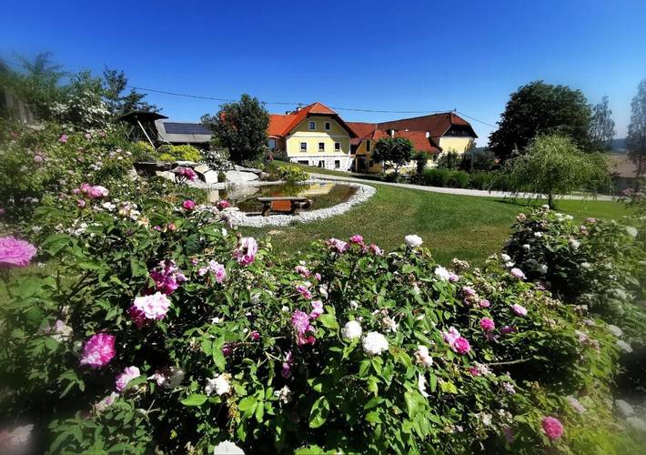 Ferienwohnung für 3 Personen, mit Garten und Ausblick