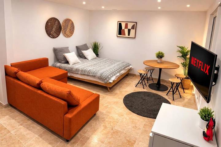 Maison d’hôte pour 4 personnes, avec vue et jardin ainsi que piscine et terrasse à Magny-le-Hongre - 3