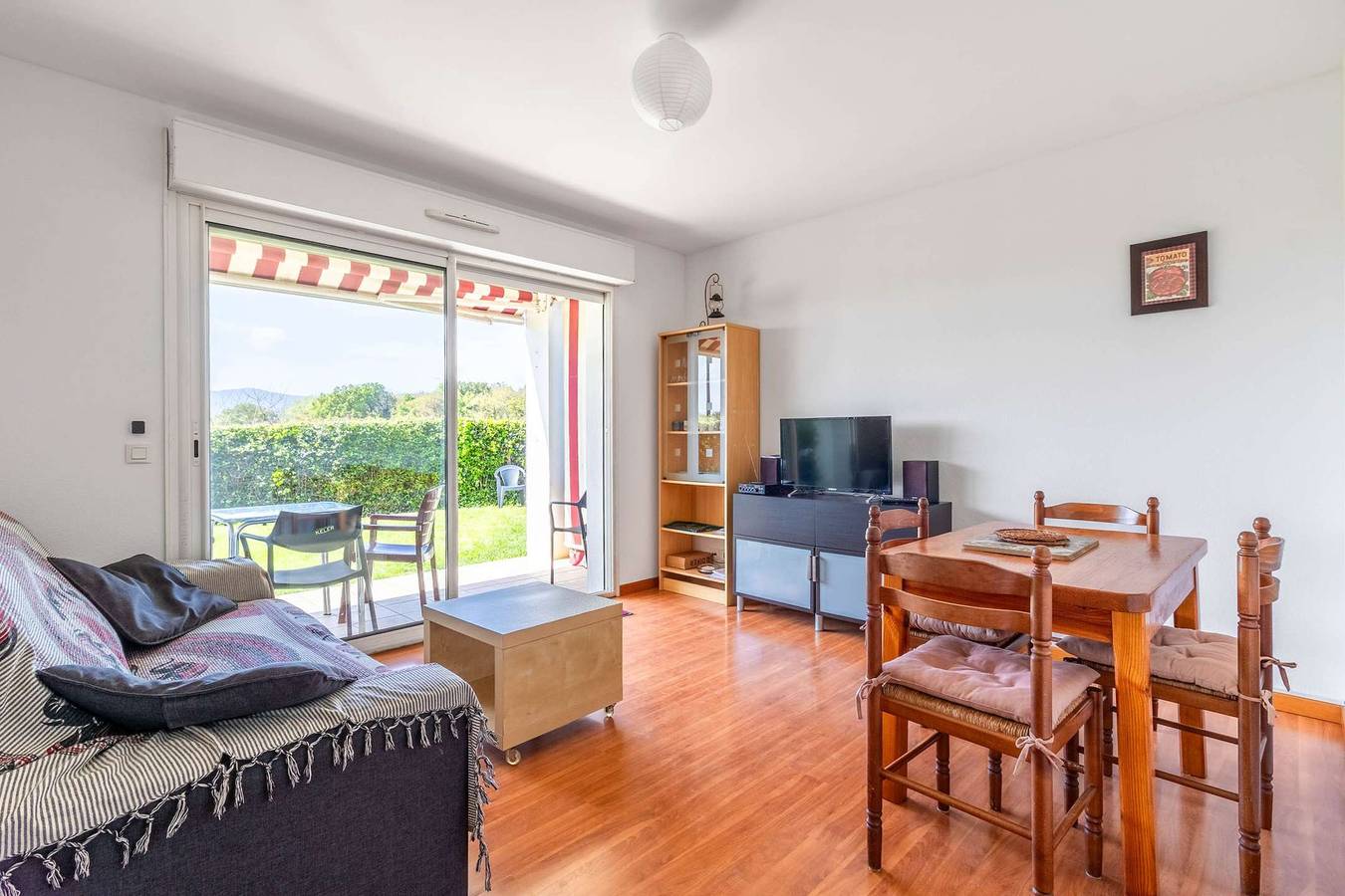 Appartement entier, Joli T2 avec grand jardin et parking in Hendaye, Région de Bayonne