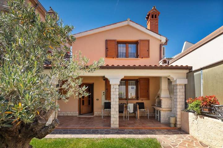 Villa für 4 Personen, mit Garten in Fazana