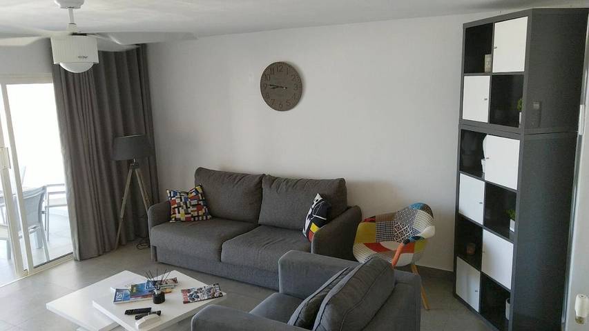 Location de vacances pour 2 personnes, avec piscine et bassin pour enfant ainsi que jardin et vue dans Nettlé Bay - 3