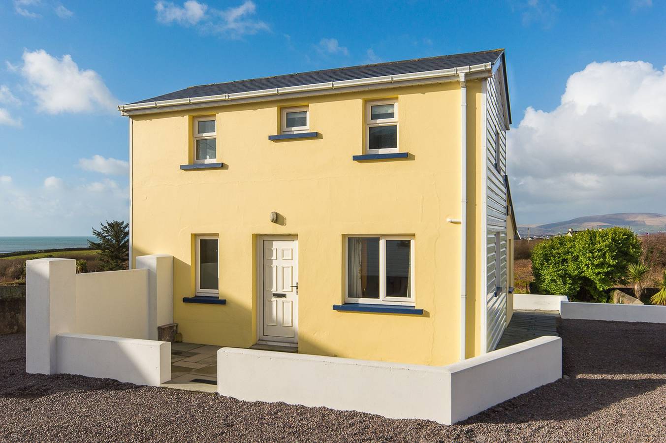 Large house with adjoining cottage close to Waterville in County Kerry