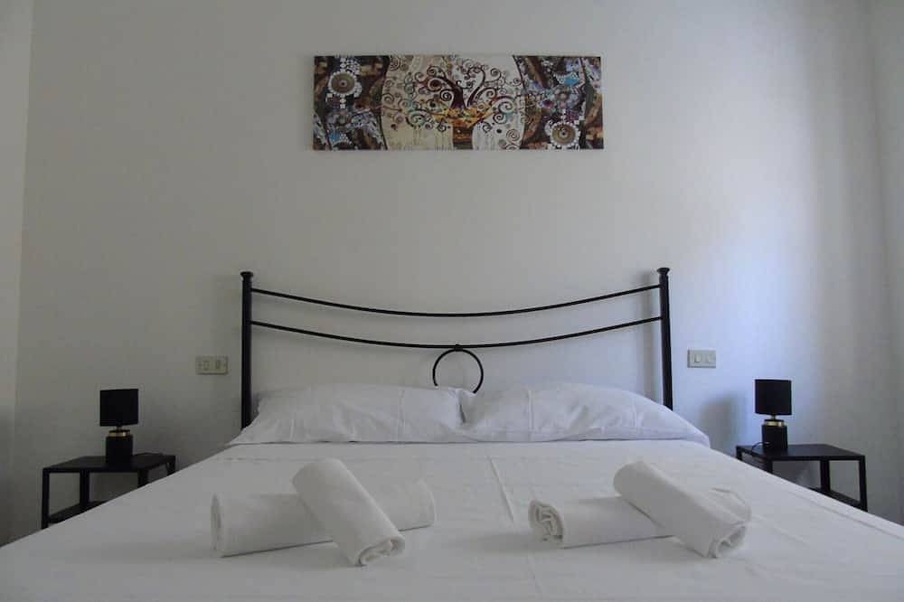 Entire apartment, Homiday - Il Moro Residence in Roseto degli Abruzzi, Adriatic Coast Abruzzo
