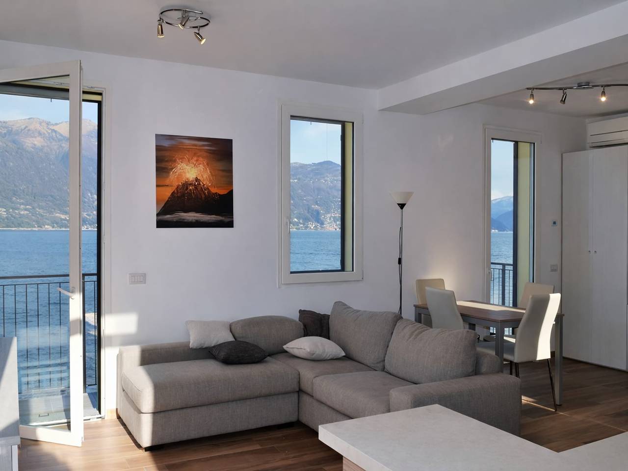 Ferienhaus in Porto Valtravaglia für 8 Personen in Porto Valtravaglia, Lago Maggiore (Lombardei)