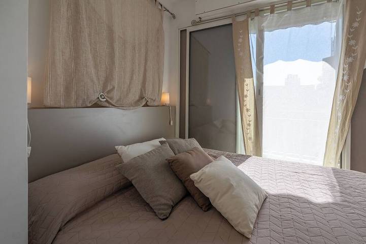 Ganze Wohnung, Appart lumineux climatisé au dernier étage – parfait pour 4 pers in Roquebrune-Cap-Martin, Mittelmeerküste (Frankreich)