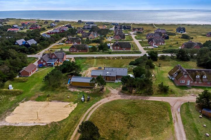 Nice home in Blåvand w/ Wifi, 3 Bedrooms and Sauna in Blavand, Varde