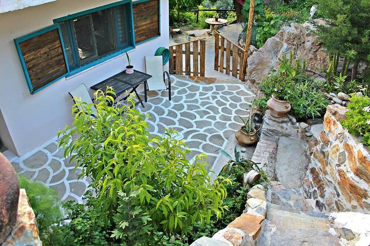 Gîte pour 5 personnes, avec jardin et balcon, animaux acceptés