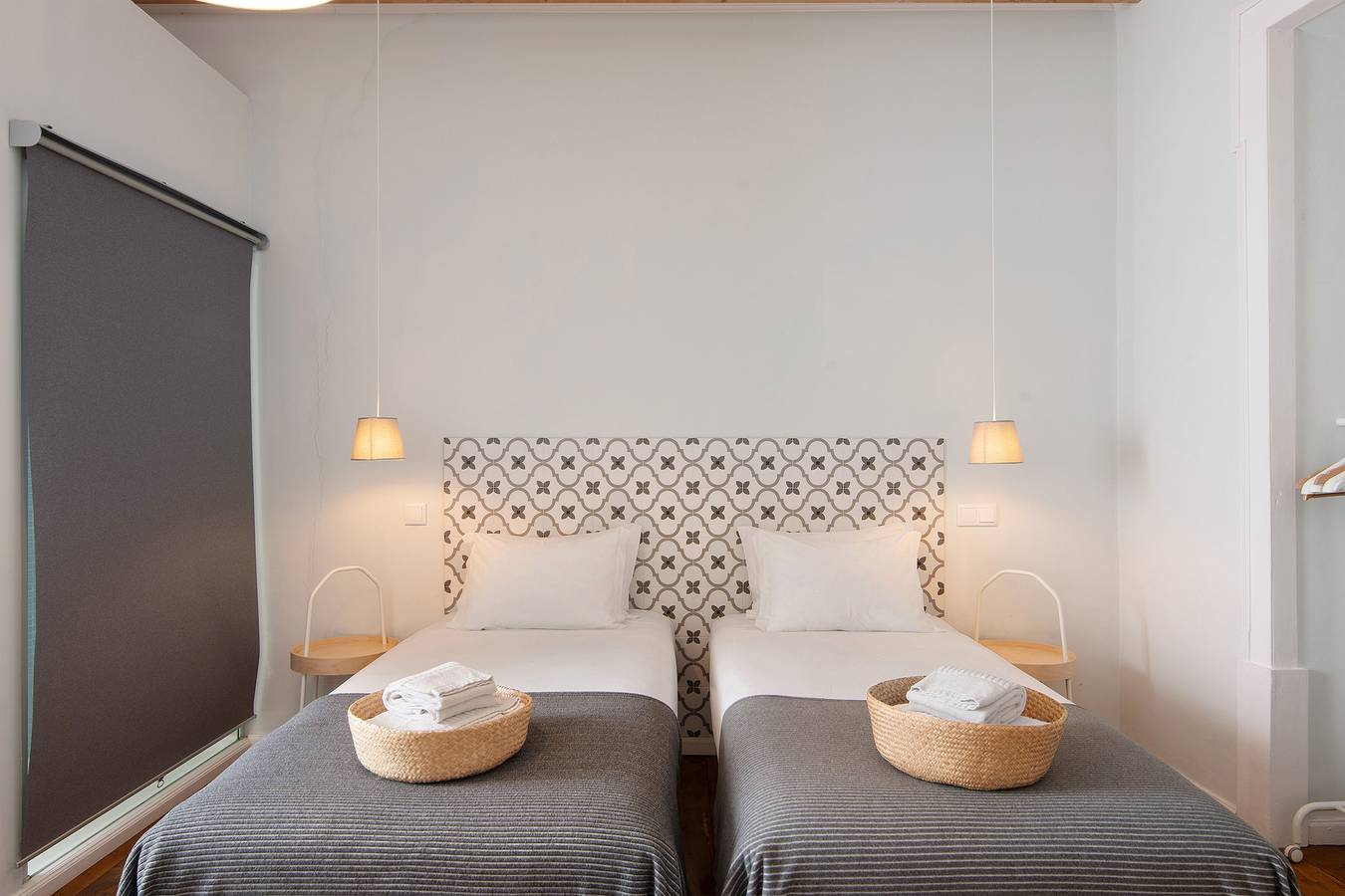 Room 'Quarto 7' with Shared Terrace, Wi-Fi and Air Conditioning in São Pedro, Faro