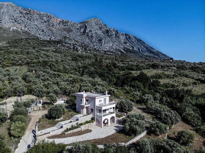 Casa vacanza per 9 persone, con giardino e panorama - 1