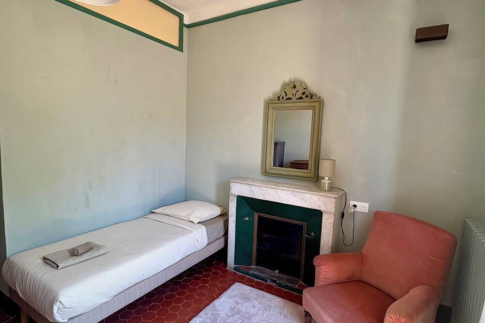 Chambre d'hôte - Villa Magdala - Suite Bassin in Hyeres, Parque nacional Port-Cros
