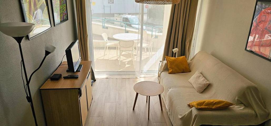 Gîte pour 4 personnes, avec terrasse et piscine dans Golf De La Nivelle - 2