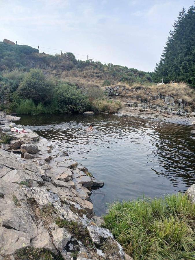Appartement entier, Appartement 6 pers sur l'Aubrac à proximité de Nasbinals in Prinsuéjols, Prinsuéjols-Malbouzon