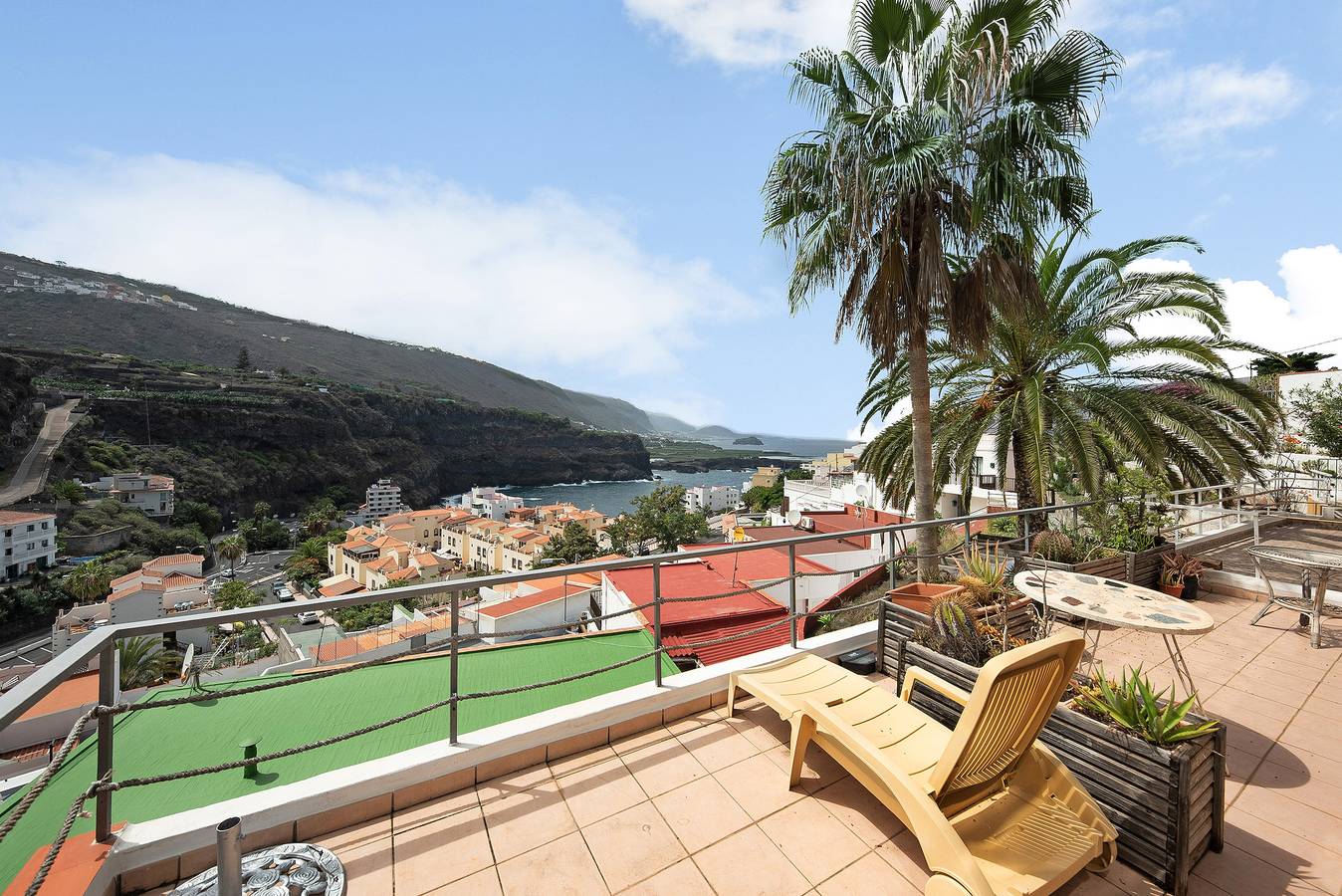 Maison de vacances Tropic-like Caribe over the Canyon avec vue sur la mer et Wi-Fi in San Marcos, Tenerife du Nord