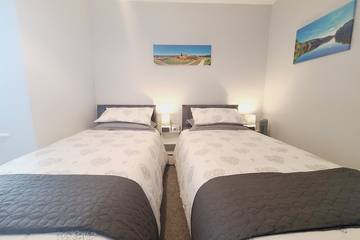 Apartment for 4 People in Wakefield, West Yorkshire, Photo 3